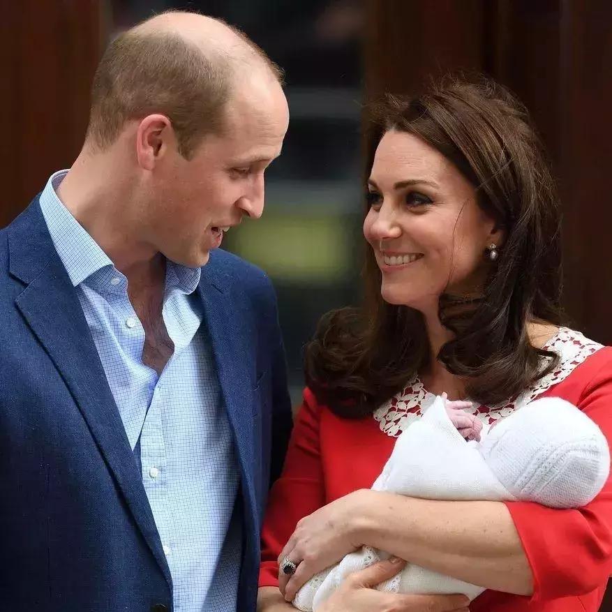 贝嫂与小贝,小贝和贝嫂在一起