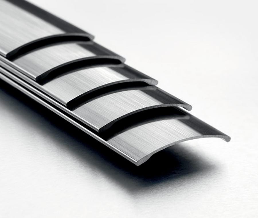 欧米茄海马和黑水鬼,欧米茄海马vs劳力士潜航者