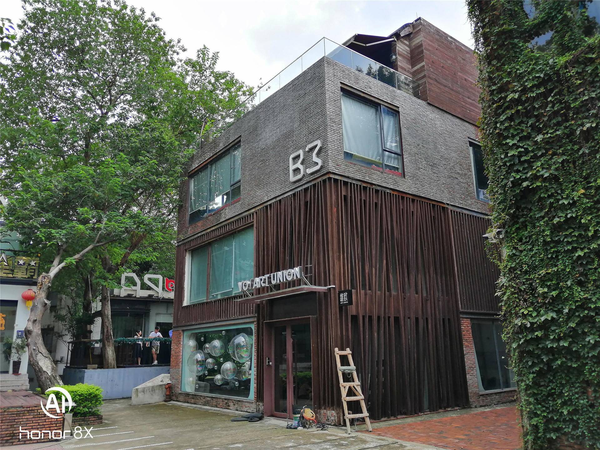 荣耀8x6g+128怎么样,荣耀8x的手机配置是多少