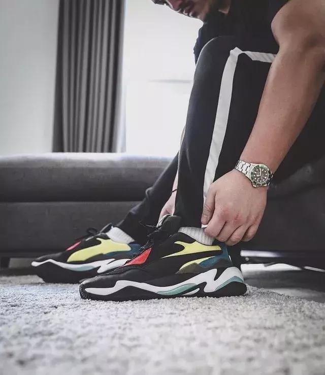 上半年最好的25双鞋，你买到手之后是「起飞」还是「倒闭」