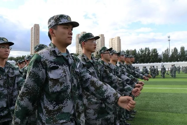 新生军训注意事项学长教官团送给新生的礼物