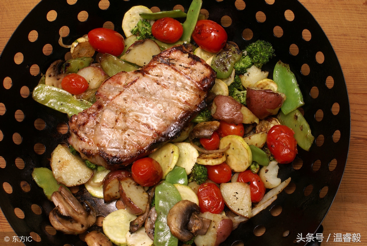 你和信佛的领导一起吃过饭吗？