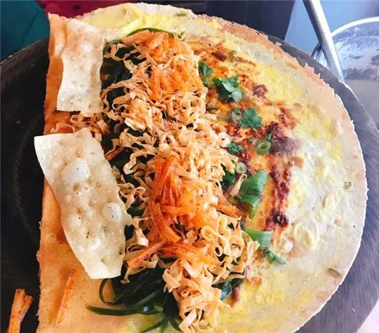 大连美食煎饼果子,吃遍大连小吃街