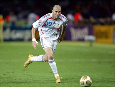 理性分析足坛历史地位排名,李信梯度排行