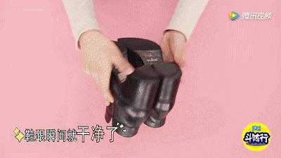 鞋子里倒东西,鞋子不用刷就能干净的方法