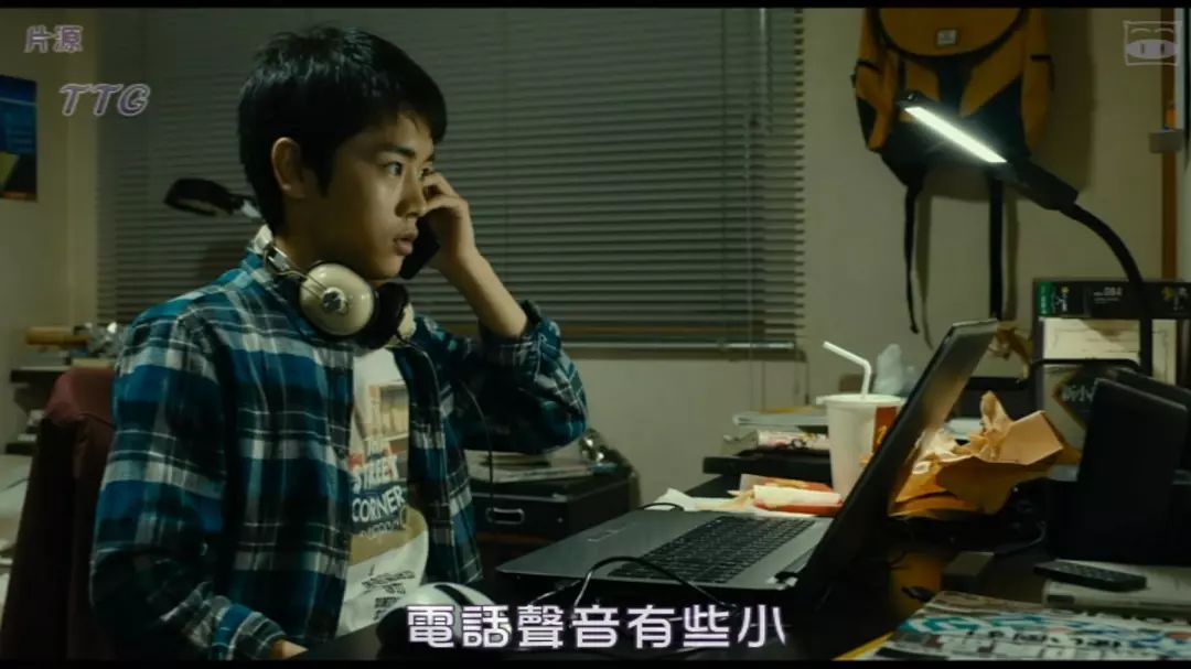 被现代文明“绑架”的家庭有多惨，这部电影拍出了答案