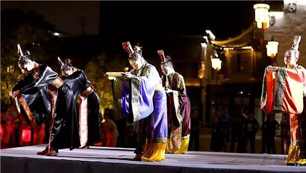 春节婺源有什么好玩的景点,婺源秋天最好看景点