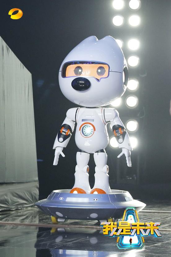《我是未来》高能机器人“踢馆”高科技守护“最美逆行”