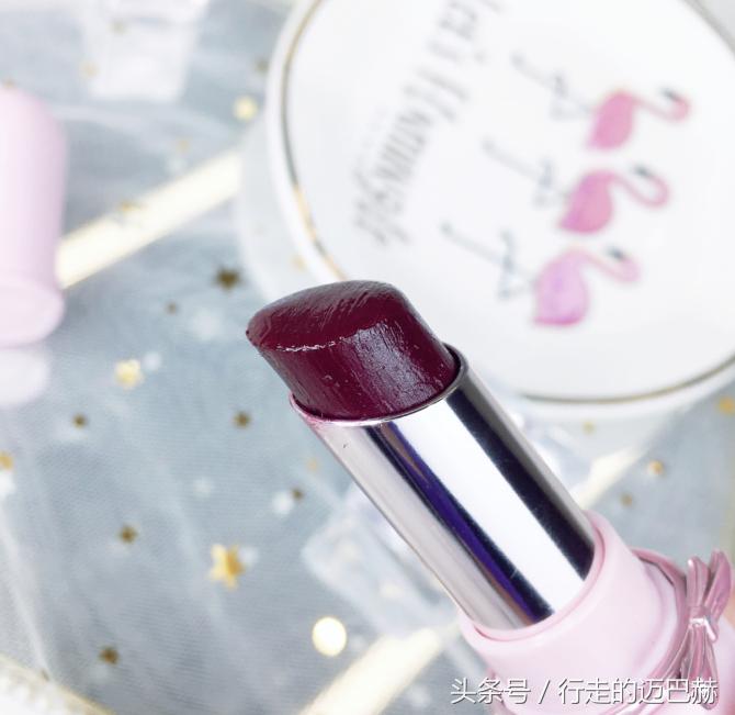 黑皮肤女生必有的六支口红,5款最衬肤色的口红你一定要有