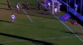 皮尔洛是怎么踢球的,皮尔洛是不是自由人