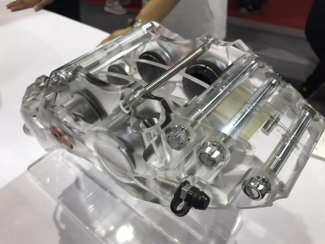 刹不住车了怎么办,刹不住车了怎么解决