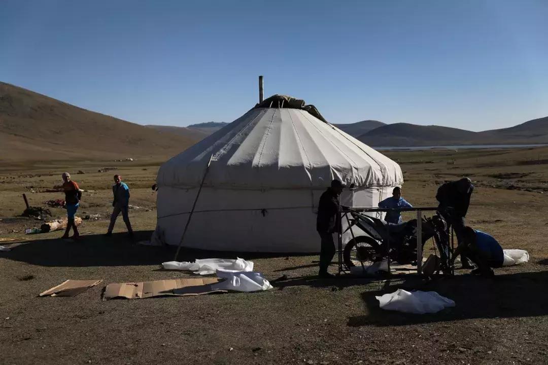 “村官”阿曼古丽一年收到近百辆摩托