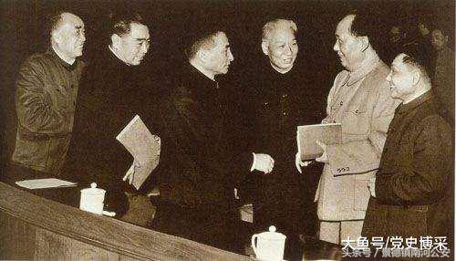 毛*东泽***少奇刘**也是学霸，*云陈**为何自称永远是小学生，看看*共中**第一代领导集体的学历