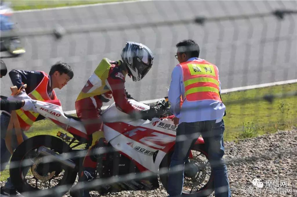 再创佳绩!新感觉自主双缸250CC赛车征战CRRC(贵阳站)