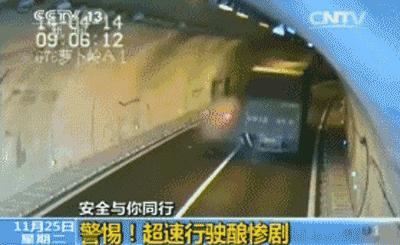 2人幸存恐怖电影,两人吓人视频