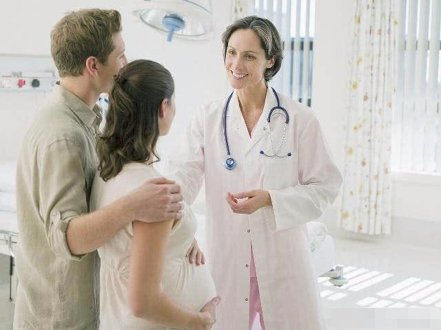 怀孕中期出现什么情况必须去医院,孕中期容易出现哪些状况怎么避免