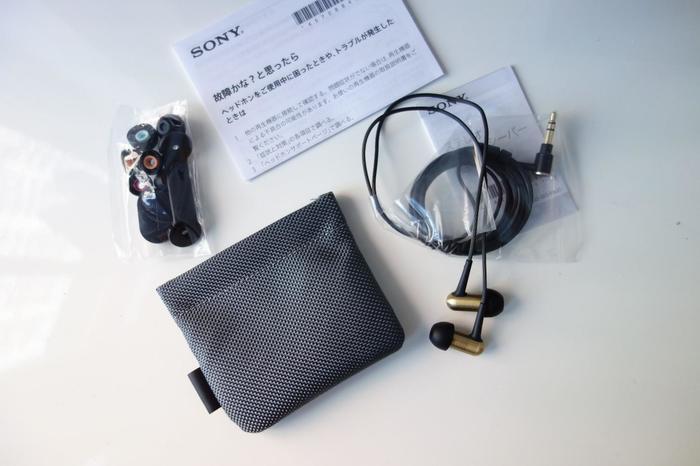 索尼有没有不入耳式蓝牙耳机,索尼还生产随身听吗