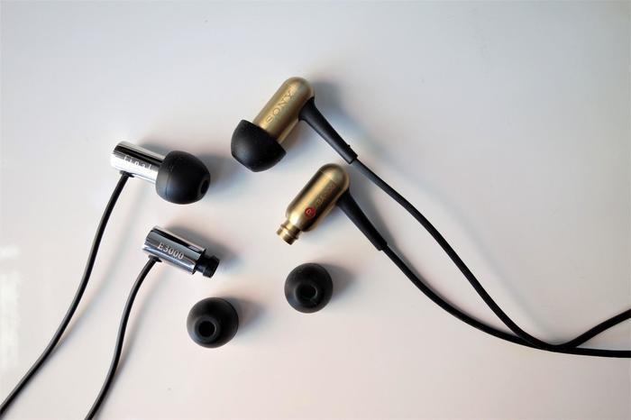 索尼出过的神级耳机,索尼最值得买的一款耳机