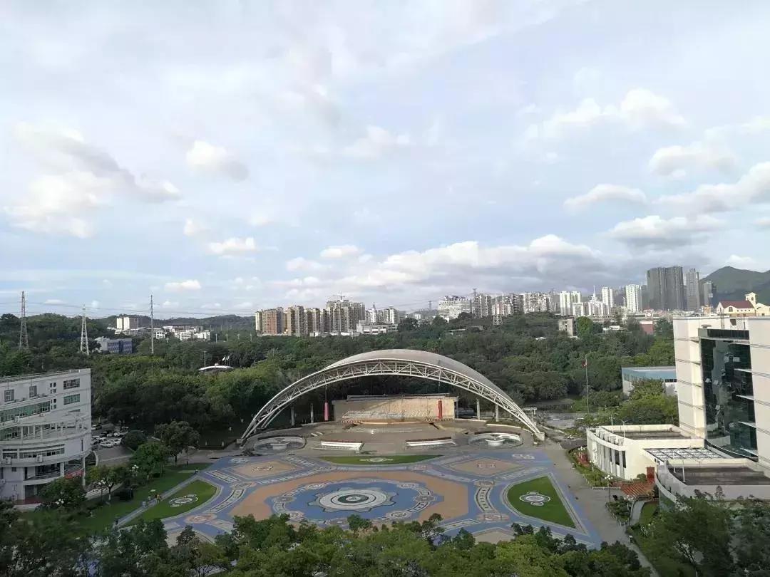 为什么深职院这么出名,深职院为什么全国第一