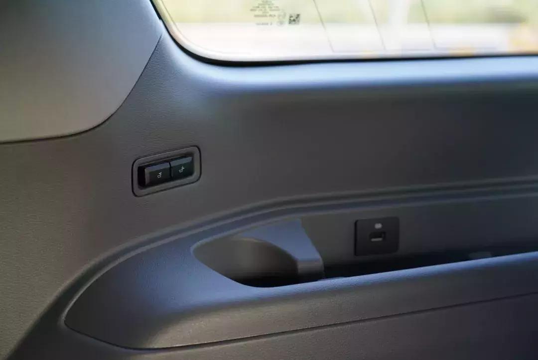 林肯领航员评测试驾视频,试驾评测2022款林肯领航员总统版