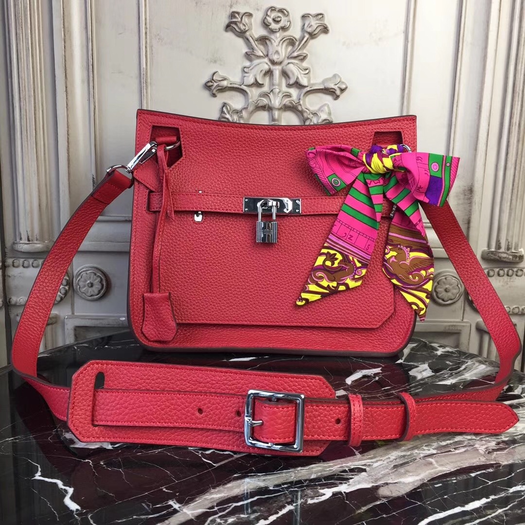 世界上奢侈品排名,世界奢侈品包包都有哪些品牌