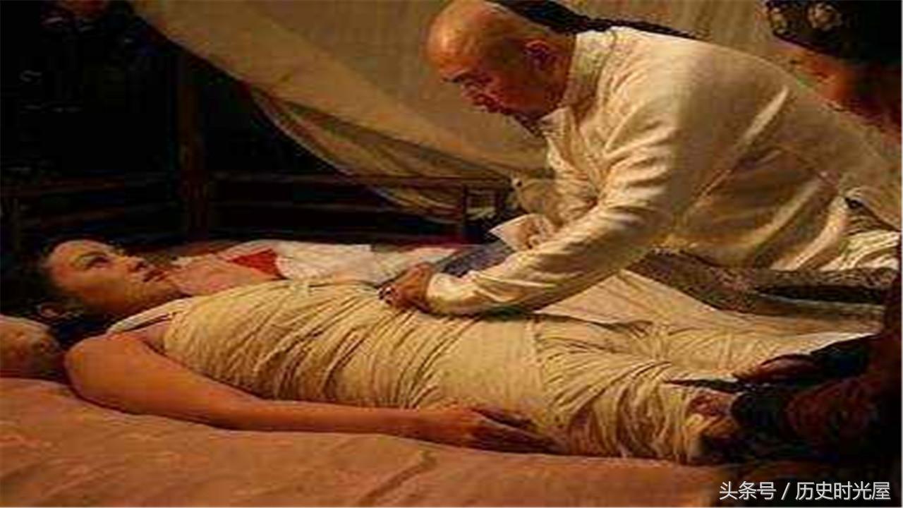 古代皇帝的春宵一刻，要听从太监发号施令，个个皇帝敢怒不敢言