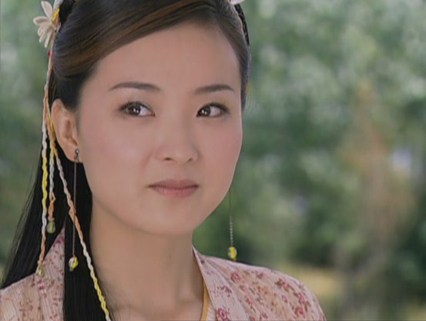 她曾被誉为古装女神,她被称为古装第一美人