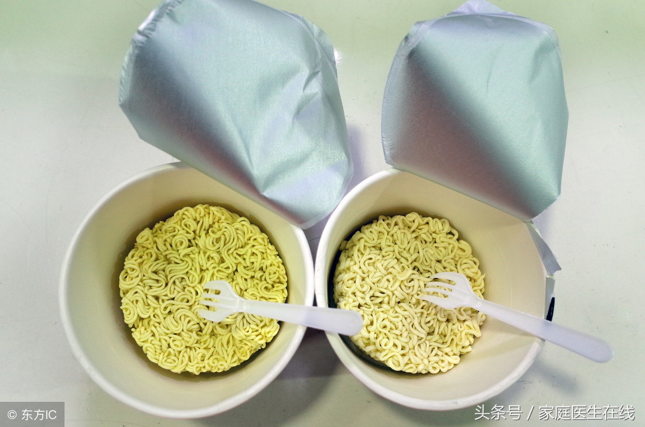 方便面为什么吃了没营养,方便面有没有营养是不是垃圾食品