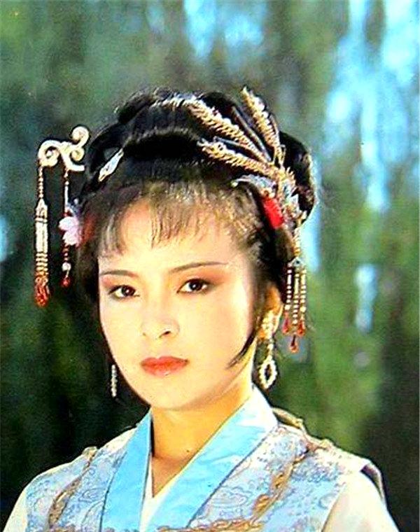 曹雪芹对贾探春的描述,曹雪芹为什么偏爱探春