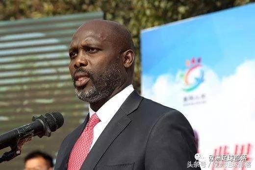 虎父无犬子儿子继承爸爸的球技,齐达内足坛最佳十一人