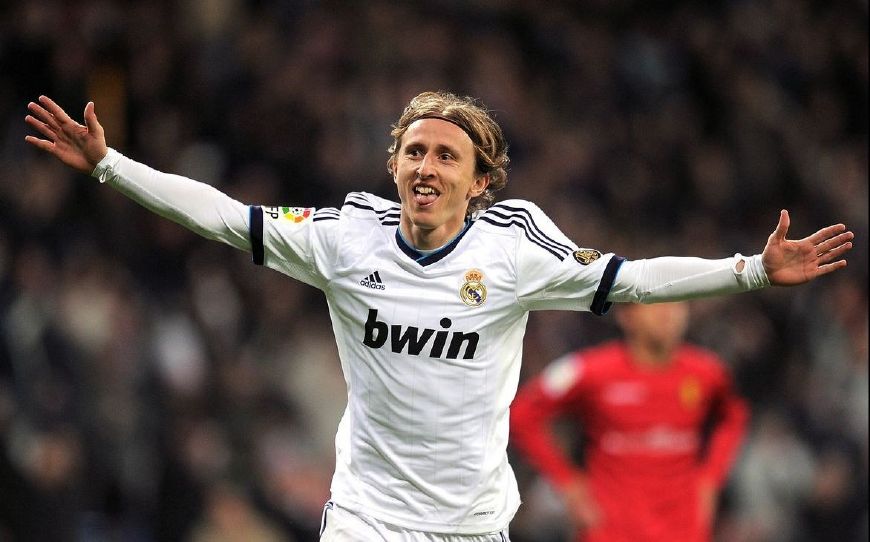 皇马球员力挺c罗,皇马对c罗和莫德里奇的不同态度