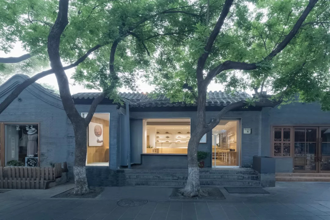 南锣鼓巷一居室带院,南锣鼓巷一室一厅带露台小院