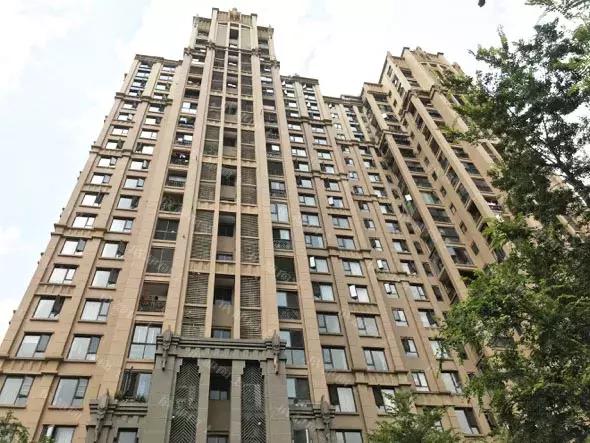 《谁才是蓉漂金领最爱的高端租赁房？》NO.1：金融城篇