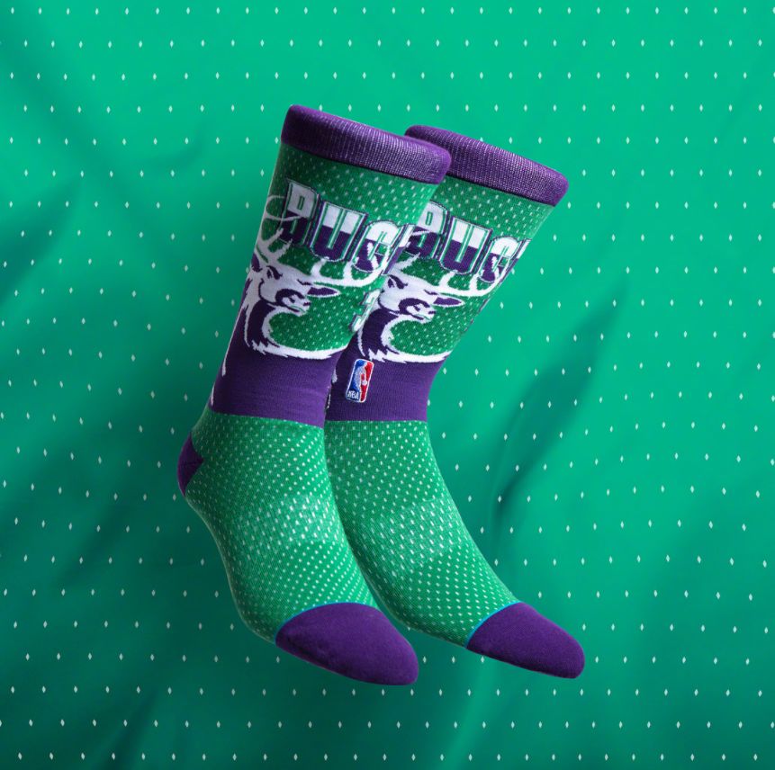 耐克重新推出了经典的huarache,耐克最新款球袜