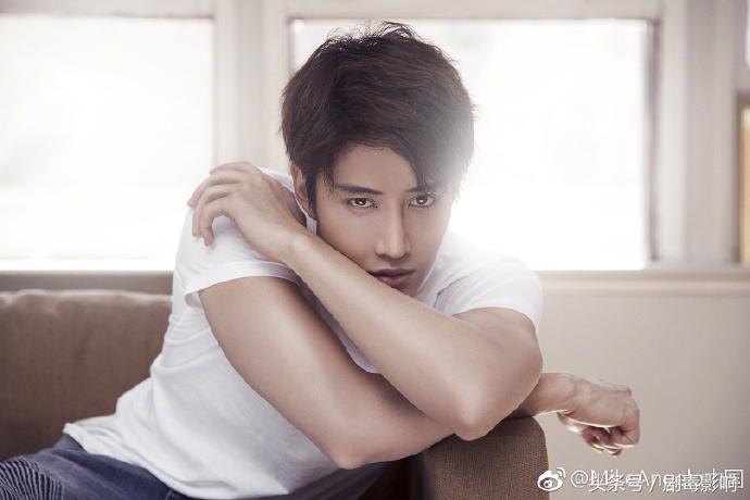 杨蓉被他化妆心速爆表，做客中餐厅吸粉无数，这位泰国帅哥太会撩