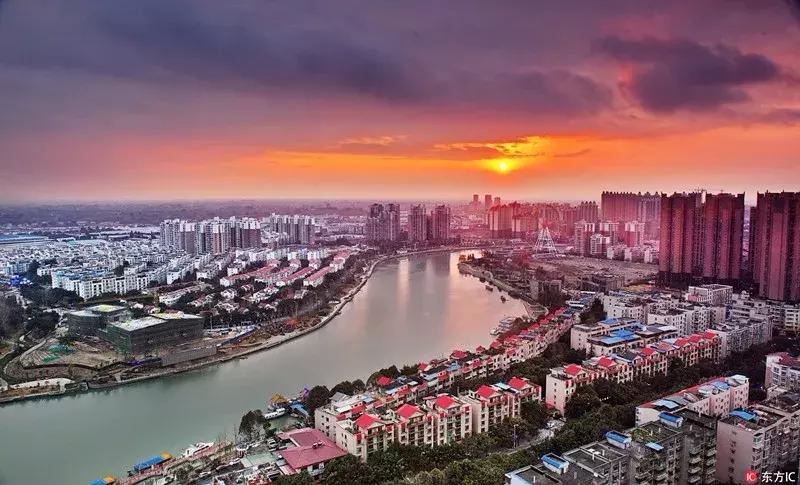 成都坐动车5小时到的城市,金堂18分钟飙拢成都中心城区