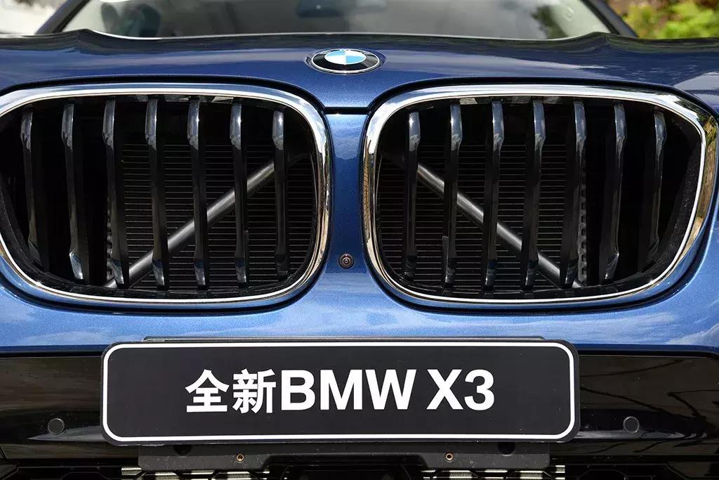 试驾新款宝马x3入门版,宝马x3国产后加长了吗