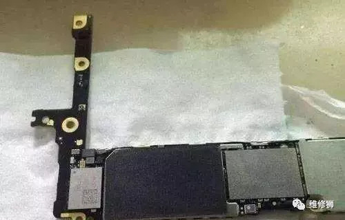 iphone6plus触摸乱跳时好时坏,自己动手iphone6plus触摸ic维修