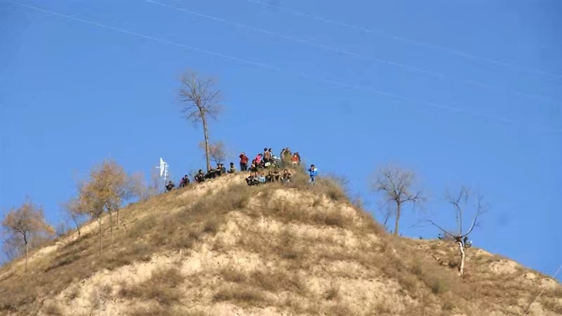 80岁以上雕塑大师曹春生,曹春生雕塑大师视频