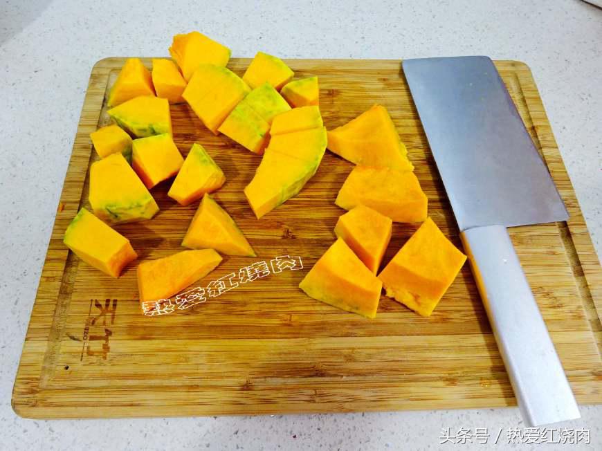 为什么蒸的发糕不会熟是黏糊糊的,发糕为何要蒸40分钟中途水不够