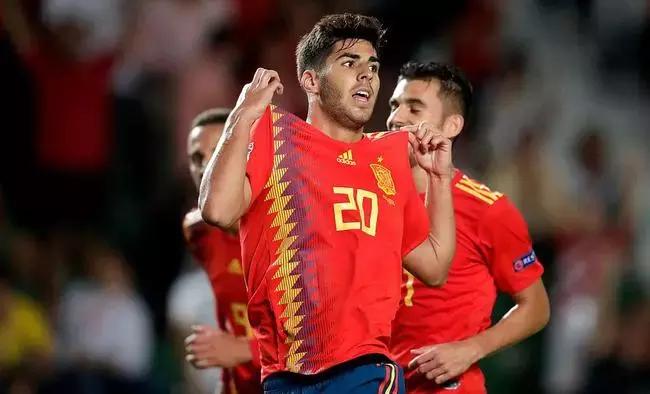 一场造5球！谁能想到世界杯亚军最惨失利是拜这妖星所赐