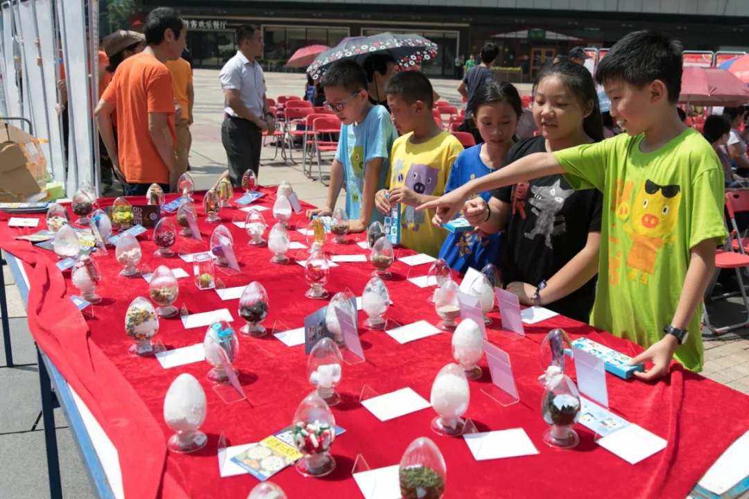 含笑半步癫是不是毒品,含笑半步癫是不是药