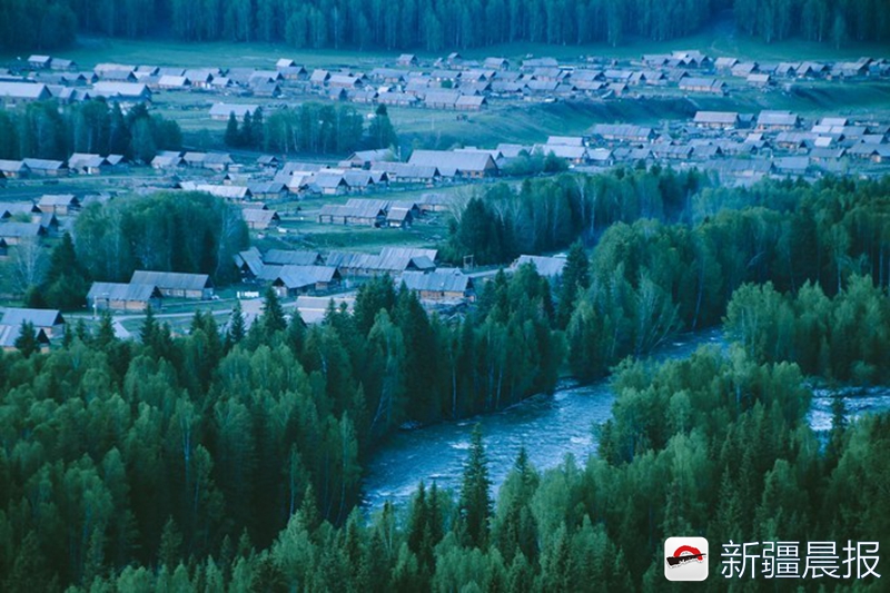 濂冲瓙杈炶亴鍋氭梾琛屽崥涓婚浂鏀跺叆,杈藉畞濂冲杈炶亴