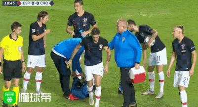 恩里克谈对球员的明确要求,恩里克回应媒体