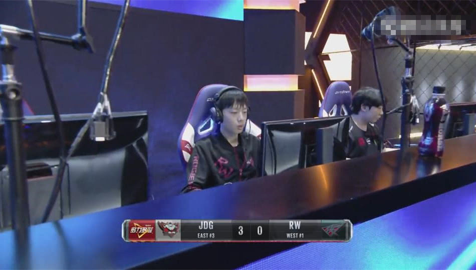 smlz被哪支队伍拉扯没了 (smlz最新赛后采访)