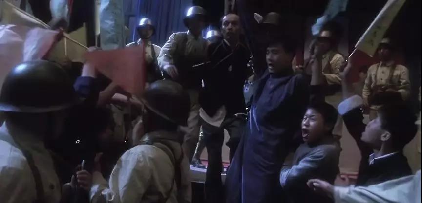 霸王别姬电影中的细节隐喻,霸王别姬细思极恐细节解析