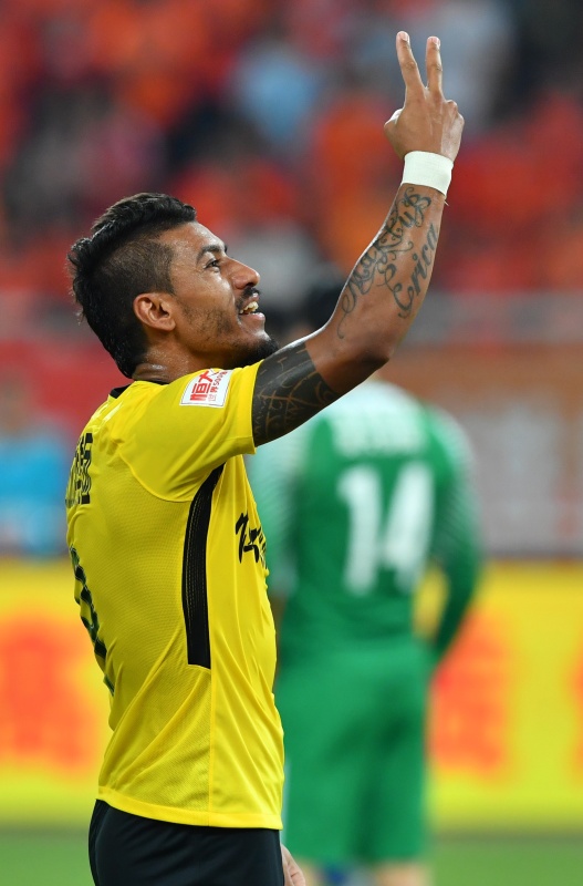 *力暴**鸟500天100场就是第一铁人？出战104场的孙兴慜笑了