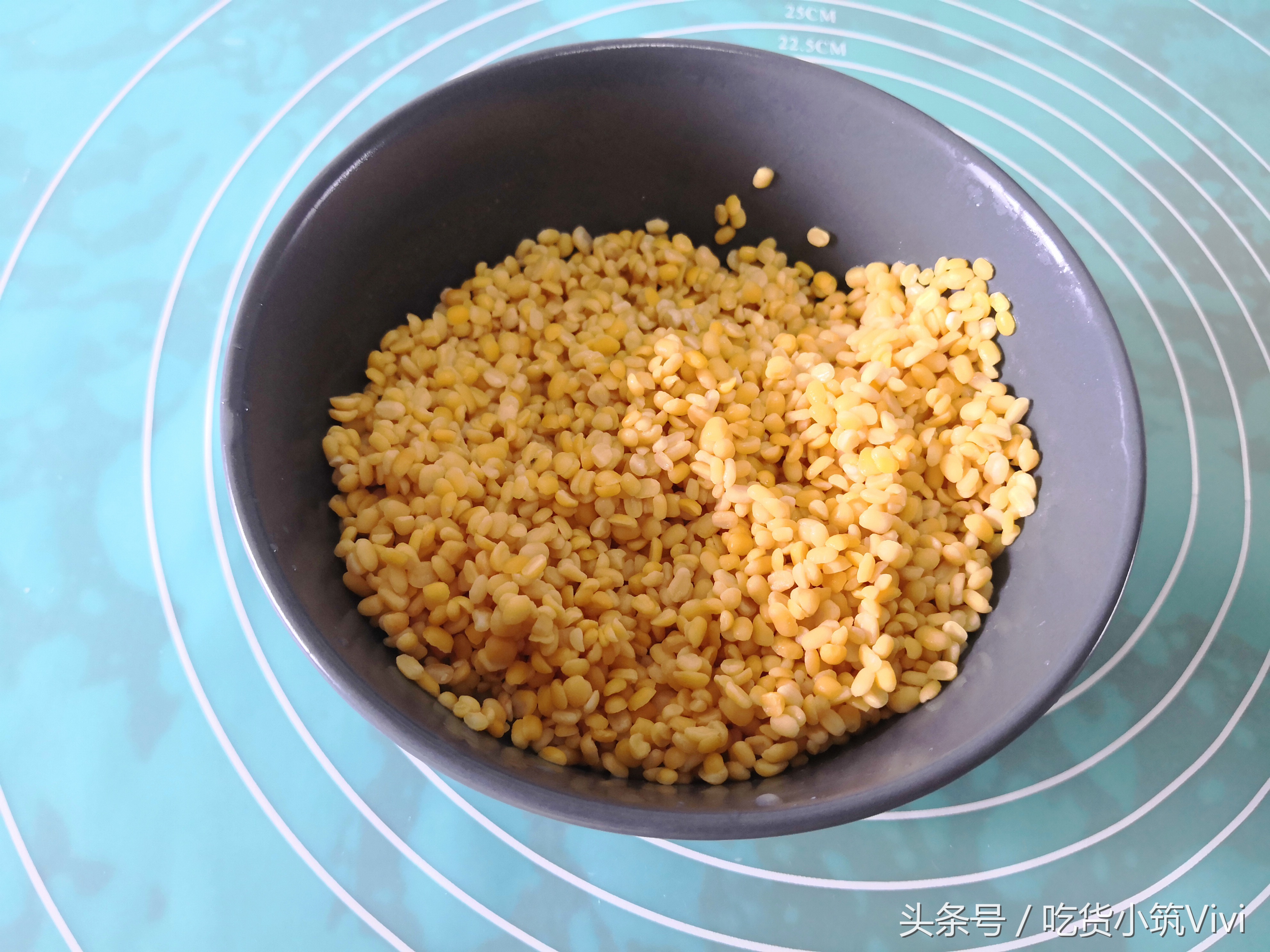 怎样在家制作不放油的绿豆糕,在家里做绿豆糕最简单的方法