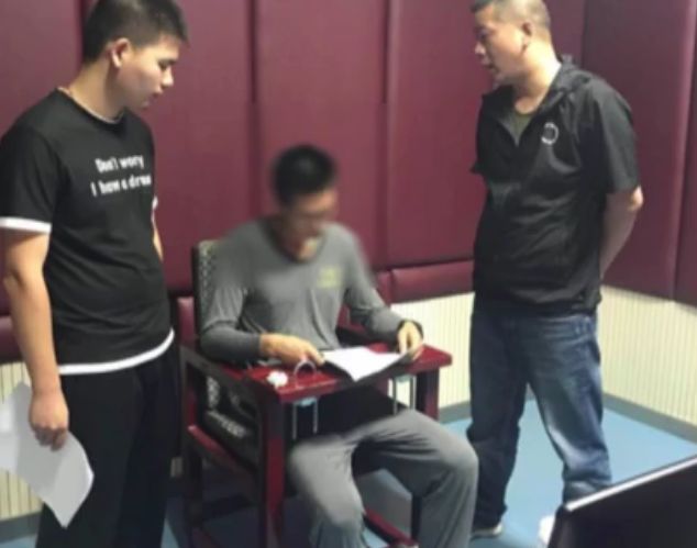 男子花重金买网络装备女友卖掉,男子花12000元买包烟直接惊动民警