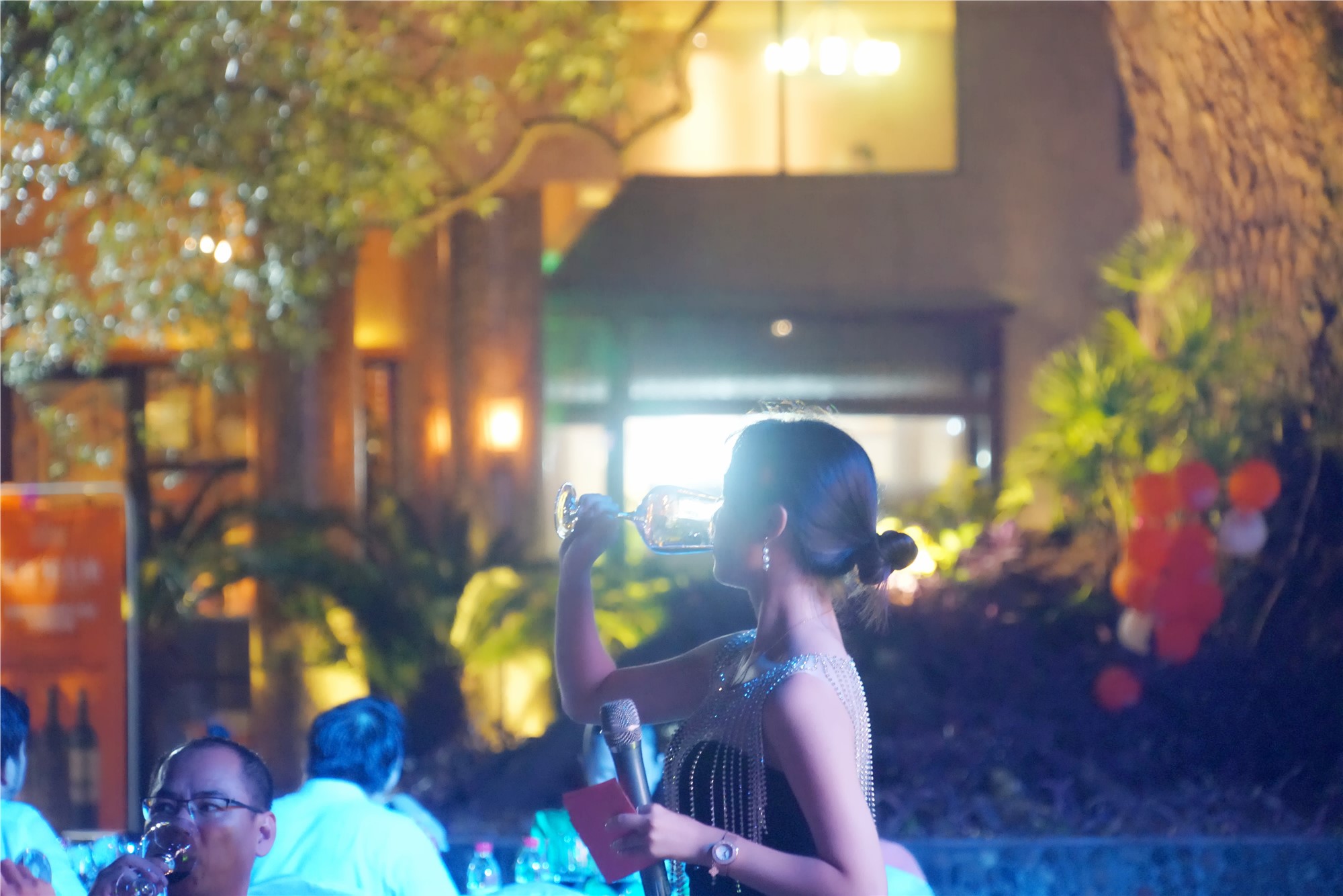 第九代张裕解百纳品鉴会荆州,张裕解百纳干红品酒大师的选择